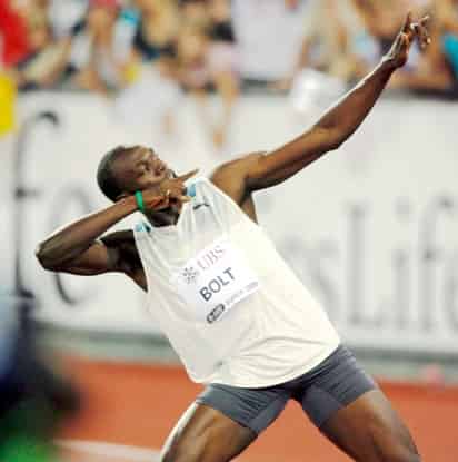 Bolt ha empezado a experimentar la enorme popularidad que le han dado en Europa sus éxitos olímpicos. (EFE)