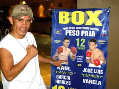 El boxeador venezolano José Luis Olímpico Varela, buscará arrebatarle este sábado el título paja de la FIB, al mexicano Raúl “Rayito” García en La Paz, Baja California Sur. (Cortesía BoxLatino)