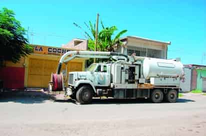El Simas buscará la forma de comprar otro Vactor porque la unidad que tiene está averiada y no puede succionar las aguas negras, este equipo suele utilizarse para limpiar las letrinas de las escuelas rurales.