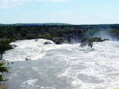 POSTAL / Las cascadas de El Saltito
