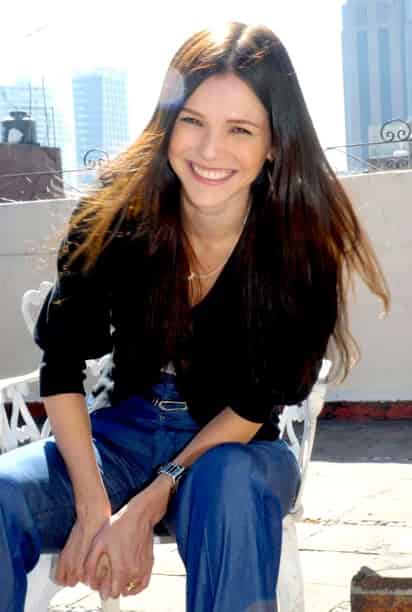 Descarta la actriz revelar el nombre del padre; está previsto que el nacimiento de su bebé sea en abril de 2009.