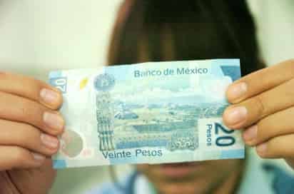 Para evitar que llegue a nuestras manos un billete falso, es importante conocer y revisar los puntos de seguridad del papel moneda y detectarlos a tiempo.
