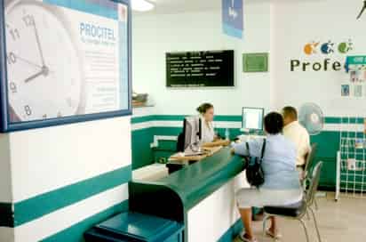 Antes de acudir a la Profeco es recomendable llamar al Teléfono del Consumidor para recibir asesoría.
