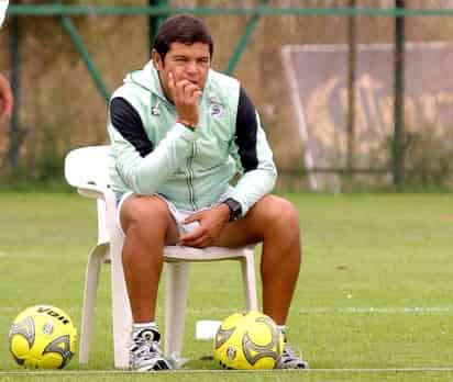 Daniel Guzmán fue cesado ayer por la noche y ahora la directiva de Santos Laguna busca su sustituto. Con el 'Travieso', los Guerreros consiguieron salvar un descenso, subir hasta el superliderato y conseguir su tercer título. (Jam Media)