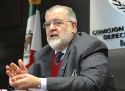 En defensa. El presidente de la CNDH, José Luis Soberanes, hizo un llamado al pueblo de México a defender la soberanía nacional.