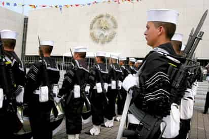 Cooperación. El subjefe del Estado Mayor Conjunto de Estados Unidos, general James Cartwright, destacó hoy la 'robusta' cooperación militar con México, que participará por primera vez en los ejercicios navales Unitas.