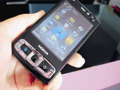 Firmas con beneficios. La empresa de telefonía celular señala que Axtel- Avantel cobran altas tarifas de interconexión. ARCHIVO