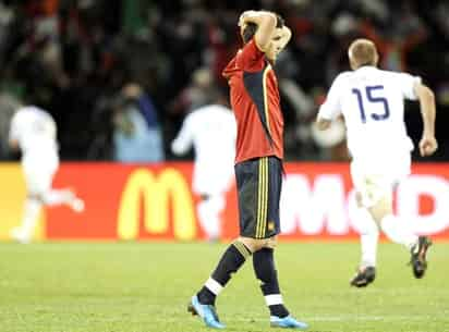 Estados Unidos jugará por primera vez una final de un torneo de magnitud, ya que previamente había caído en las semifinales de la Copa Confederaciones de 1999 y el Copa Mundial de 1930.