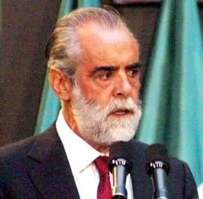 El “Jefe” dijo que está dispuesto a trabajar por el presidente Calderón y por el PAN en el momento en que lo llamen, sin aspirar a cargos públicos ni comisiones.
