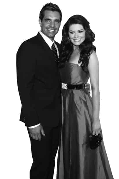 Mancuerna. El venezolano Cristóbal Lander y Alejandra Lazcano posaron el lunes por la noche para toda la prensa que acudió a la alfombra roja de la telenovela Pobre Diabla. EL UNIVERSAL