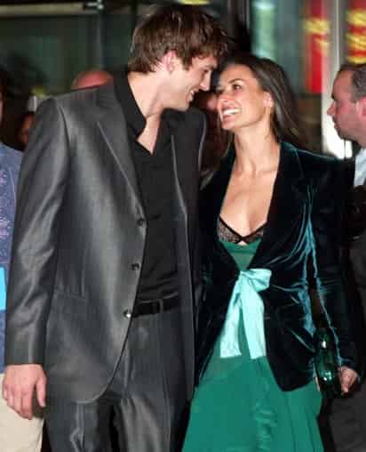 Llámenla Kutcher. Demi dicidió cambiarse el apellido por el de su actual marido, el también actor, Asthon Kutcher, como celebración de su aniversario de bodas.