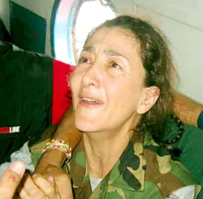 La ciudadana colombo-francesa fue rescatada en julio de 2008 por tropas militares colombianas que simularon una misión humanitaria en las selvas sureñas del Guaviare que tendría como objetivo cambiarla de lugar de cautiverio.