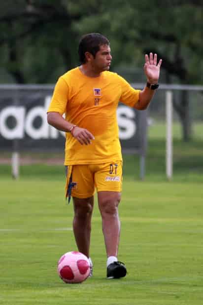 Daniel Guzmán y los Tigres tendrán
una dura prueba cuando visiten en Toluca
a los Diablos Rojos. (Jam Media)