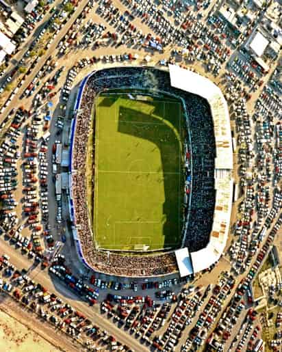 Obvio, Santos Laguna quiere alargar, a costa de Pumas de la UNAM, su racha a nueve partidos sin conocer derrota y vivir una gran fiesta el domingo, cuando dispute el último partido en su estadio Corona, antes trasladarse a su nueva casa.