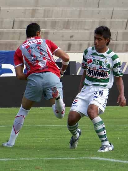 Importante victoria obtuvo ayer el selectivo Sub 20 de Santos Laguna frente a su similar de Pumas por marcador de dos goles a cero. Guerreritos Sub 20 se impone a los Pumas 2 a 0 en el CAR de Santa Rita