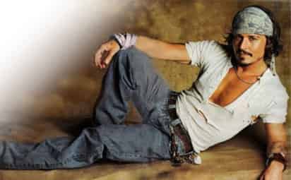 Los vence. Johnny Depp superó en la lista a guapos como Robert Pattinson y Ryan Reynolds.