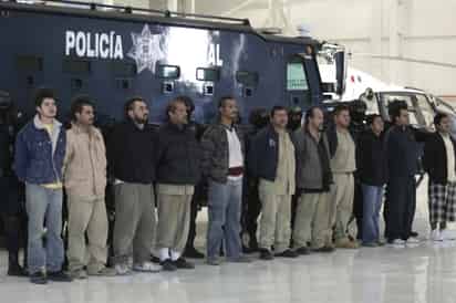 La Policía Federal dio a conocer la detención de 13 personas que participaron en la construcción de un túnel que pretendía ser usado para el trasiego de drogas e indocumentados en Tijuana, Baja California, y presuntamente vinculado con el cártel de los Arellano Félix. (Notimex)
