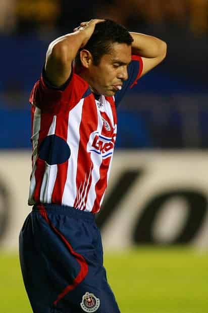 La directiva del Guadalajara se olvidó por completo de todo lo que Ramón Morales entregó a la institución de Chivas. (El Universal)