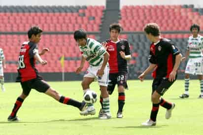 El Selectivo Sub 15 de Santos Laguna perdió en penales la gran final del Primer Torneo Nacional Sub 15, al caer 6 por 5 ante Atlas en el Estadio Azteca.