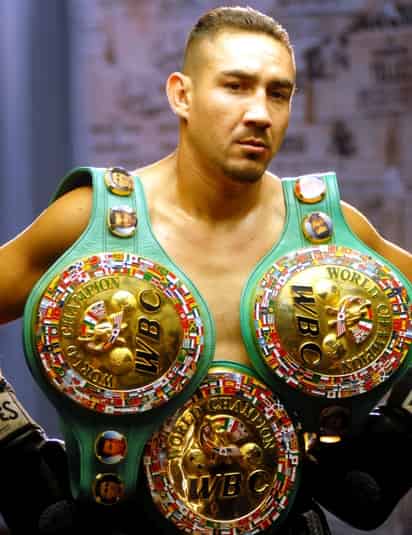El flamante tricampeón del mundo, el sinaloense Humberto 'Zorrita' Soto estrenará su cinturón de peso ligero del CMB, ante su gente el 15 de mayo.
