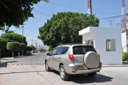 La primera. La colonia Villa Jardín, ubicada al norte de la ciudad fue la primera en donde sus habitantes se manifestaron contra las autoridades por la inseguridad y en esta semana funcionarán las casetas. 