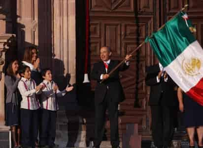 Ceremonia. El Presidente Felipe Calderón encabezó la mañana de ayer la ceremonia del Grito de Independencia en Dolores Hidalgo, Guanajuato, lugar donde hace 200 años lo hiciera el cura Miguel Hidalgo y Costilla y con el cual daba inicio el movimiento independentista.