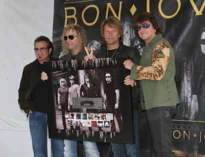 Regresan a México. Bon Jovi recibe reconocimiento durante conferencia previo a su presentación en el Foro Sol, en el DF.  EL UNIVERSAL