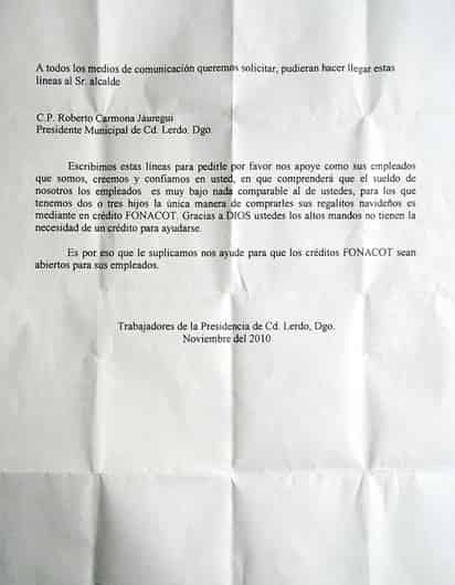 Desesperados. Esta es la carta que entregó un grupo de empleados a los representantes de los medios de comunicación.  ELSIGLO DE TORREÓN 