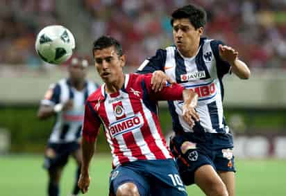 El campeón Monterrey podrá defender su título, luego de vencer de manera dramática 3-2 a Guadalajara y así ser uno de los ocho equipos que jugarán la liguilla del Torneo Clausura 2011 del futbol mexicano. (Notimex)