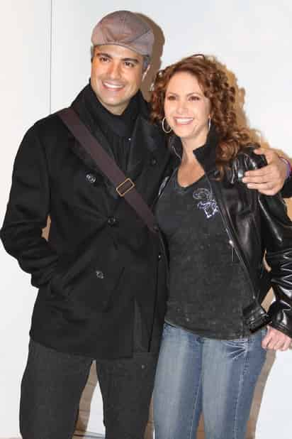 Pareja. Lucero y Jaime Camil protagonizarán 'Por Ella Soy Eva'.