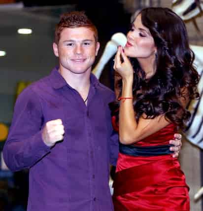 Saúl “El Canelo” Álvarez se reunió con Marisol González en un prestigioso local de mariscos de la ciudad de México. 