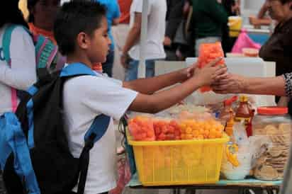 Salud. La Organización Mundial de la Salud (OMS) ha advertido que el país ocupa el primer lugar en obesidad infantil.