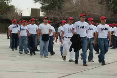 Servicio. Cerca de 400 jóvenes realizarán su Servicio Militar Nacional con diversas actividades todos los sábados.