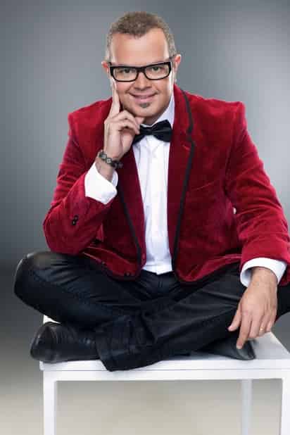Feliz con ser 'Elton John mexicano'