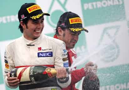 El segundo lugar de 'Checo' Pérez ayudaría en las finanzas de la escudería Sauber en la actual campaña de la Fórmula Uno. (EFE)