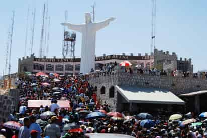 El director de Protección Civil municipal, Margarito Castro Vega, indicó que la celebración de la Semana Santa en el complejo religioso del Cerro de las Noas transcurrió sin graves percances. 