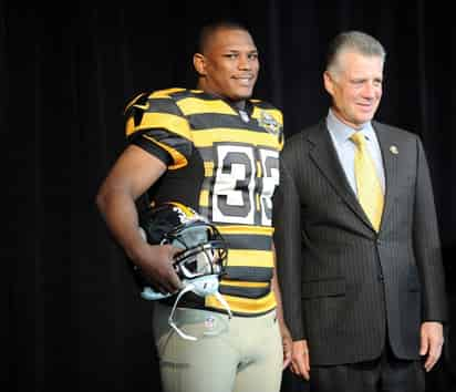 Muestran Acereros de Pittsburgh uniforme retro‎