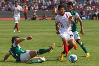Poblanos y guanajuatenses escenificaron un partido de muchos goles, por lo que la definición por el título, la dejaron para el juego de vuelta. Lobos BUAP y León 3-3 en final de ida