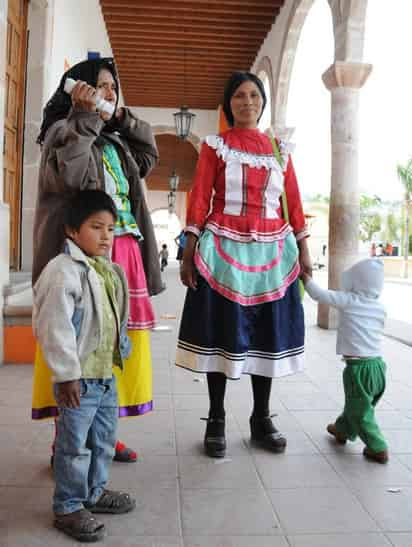 Que fácil. Usos y costumbres, argumento para que las mujeres y niños indígenas sean violados en sus derechos humanos.