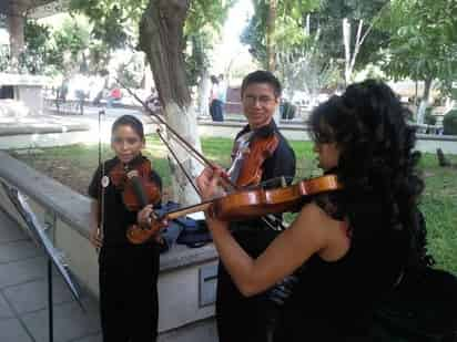 La escuela. La Silvestre Revueltas es totalmente gratuita y la mayoría de sus maestros son músicos de la Camerata.