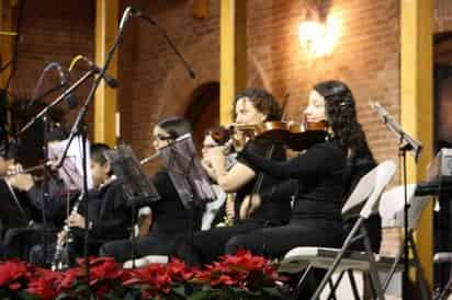 Una sede. Para cerrar el mes de septiembre la Plaza Mayor de Torreón recibirá durante dos semanas los festivales culturales, de La Palabra y el internacional de danza, ambos gratuitos y abiertos al público. (CORTESÍA)