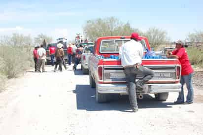 Bloquean accesos. Ejidatarios de La Sierrita y trabajadores mineros de la sección 309, realizaron un bloqueo pacífico para manifestar su inconformidad contra Excellon y reiterar que sigue el conflicto.