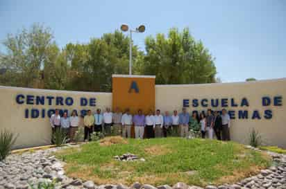 Interesados. Más informes en el Centro de Idiomas.