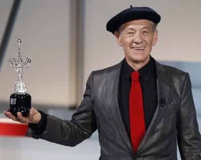 El actor, quien ha declarado públicamente su homosexualidad, dijo que Nueva Zelanda tiene una buena reputación mundial por su liderazgo en asuntos sociales e instó a Key a 'cuidar su lenguaje'.