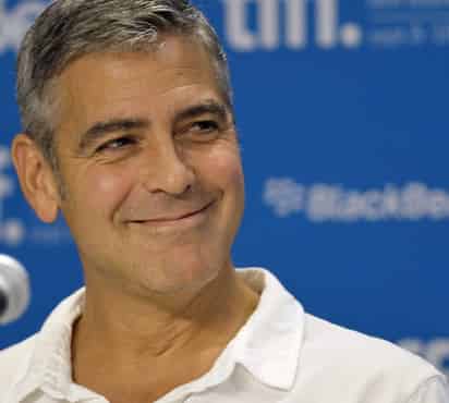 Clooney se ha caracterizado por no formalizar a fondo ninguna de las relaciones amorosas que ha tenido durante sus ya 51 años. (ARCHIVO)