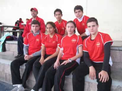 Seis elementos del Colegio Thomas Jefferson buscarán su lugar en el equipo coahuilense para la etapa regional de la Olimpiada 2013. Atletas del Colegio Thomas Jefferson, listos para estatal