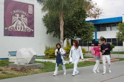 Lugar. Las fichas se expiden en la Facultad.