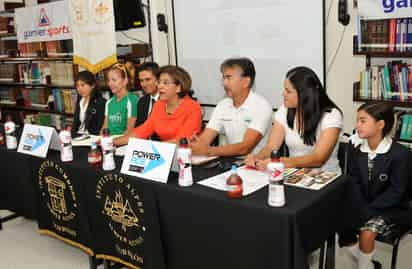 La octava edición del Triatlón del Instituto Cumbres y Alpes de Torreón, a celebrarse el próximo domingo 12 de mayo en las modalidades de Triatlón Sprint y Corto, fue presentada ayer de manera oficial. (Fotografía de Jesús Galindo)