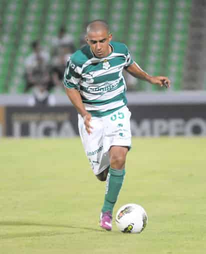 La directiva de Santos Laguna decidió reincorporar al medio volante Alonso Escoboza al primer equipo para el Apertura 2013. Alonso estuvo a préstamo el torneo anterior con el Necaxa de la División de Ascenso. (Archivo)