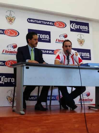 Cuauhtémoc Blanco fue presentado con los Lobos BUAP, equipo con el que disputará el siguiente torneo en el Ascenso MX. 